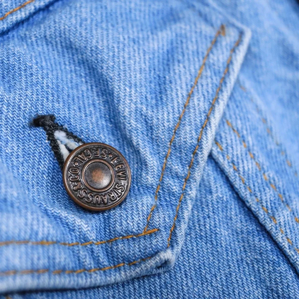 Vintage 70s Levi's Denim Vest Mens XL Light Wash Made in USA Red Tab Trucker